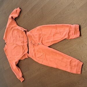 COPY - Banana Republic Sweatsuit